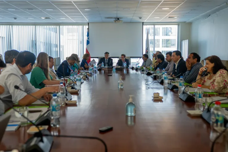 Aprueban ampliación de recursos para la construcción de la plaza Condell de Villa Prat