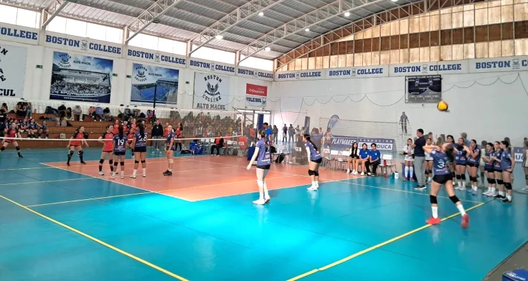 Curicó vice-campeón en voleibol sub-14 en fecha clasificatoria