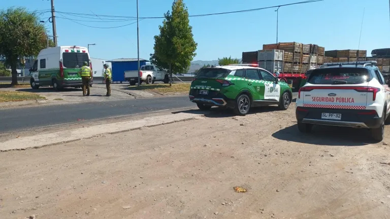 Carabineros despliega operativo en Ruta 5 Sur tras robo de camioneta en Talca