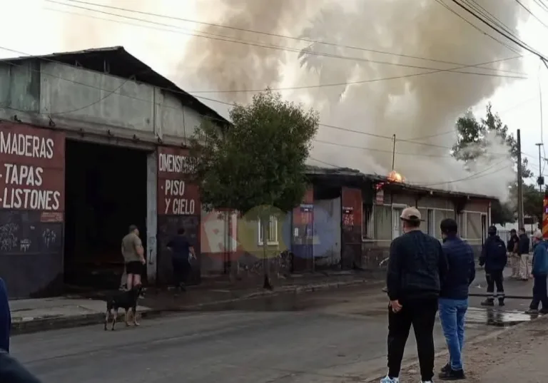 Incendio afectó vivienda en calle Pisagua de Chimbarongo