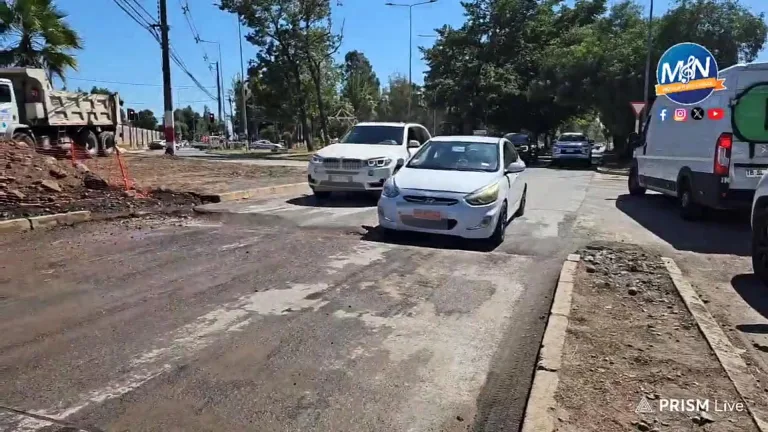 Anuncian plan de contingencia en trabajos de pavimentación frente al Parque Muévete de Curicó