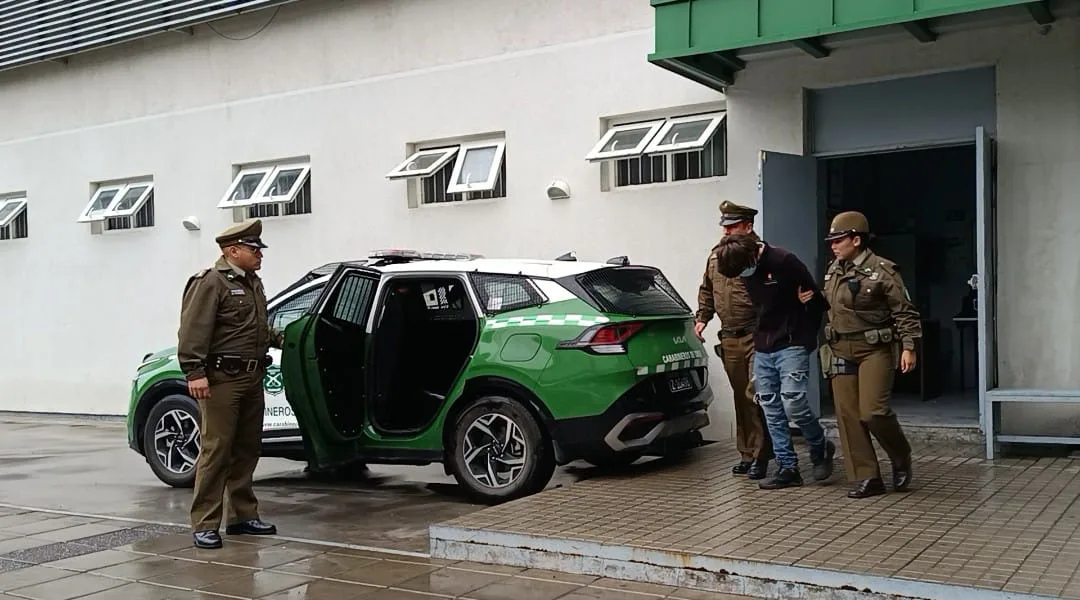 Carabineros detiene a sujeto por robo en local comercial en Parral ...