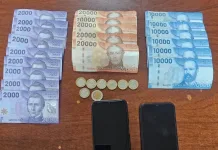 Carabineros de Talca detiene a sujeto por venta ilegal de cigarrillos de contrabando 0be8554e-1825-4bfd-8f1d-01a99186aed4