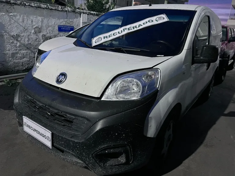 SEBV Rancagua detiene a tres personas por circular en vehículo robado con patentes falsificadas