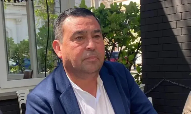 Exalcalde de Sagrada Familia, Martín Arriagada, sufre violenta caída y es trasladado a centro asistencial