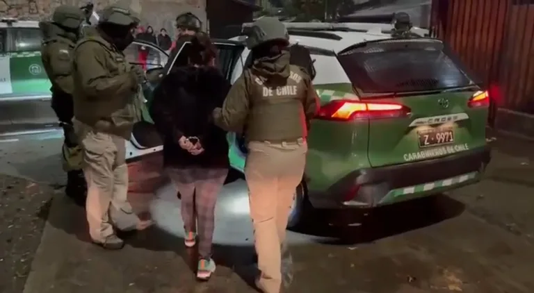 Intervención barrial en Linares permite incautar droga, armas y deja dos imputados en prisión preventiva