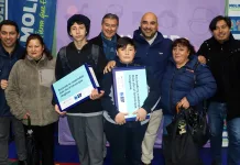 447 estudiantes de Molina reciben computadores gracias a la Beca TIC 2025 447 estudiantes de Molina reciben computadores gracias a la Beca TIC 2025