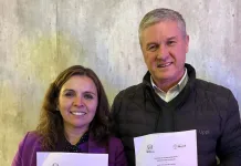 Romeral y Hualañé firman convenio de colaboración para fortalecer la gestión municipal y el desarrollo local Alcaldesa-Hualañe-Alcalde-Romeral-firman-Acuerdo