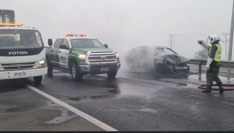 Accidente en Ruta 5 Sur provoca incendio vehicular y alta congestión frente a Curicó