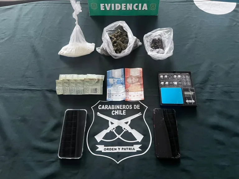 Carabineros de Graneros detiene a sujeto por tráfico de drogas durante fiscalización en Ruta Travesía