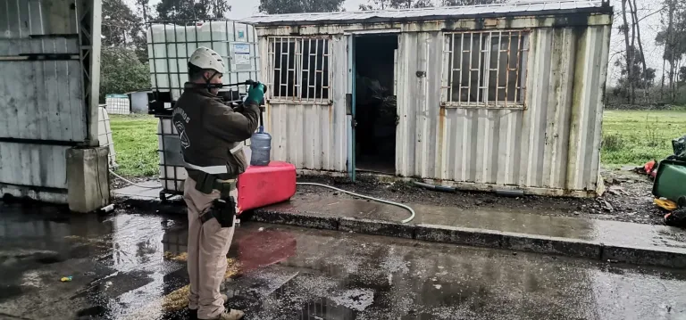 Labocar investiga incendio que afectó a una bodega en la comuna de San Javier