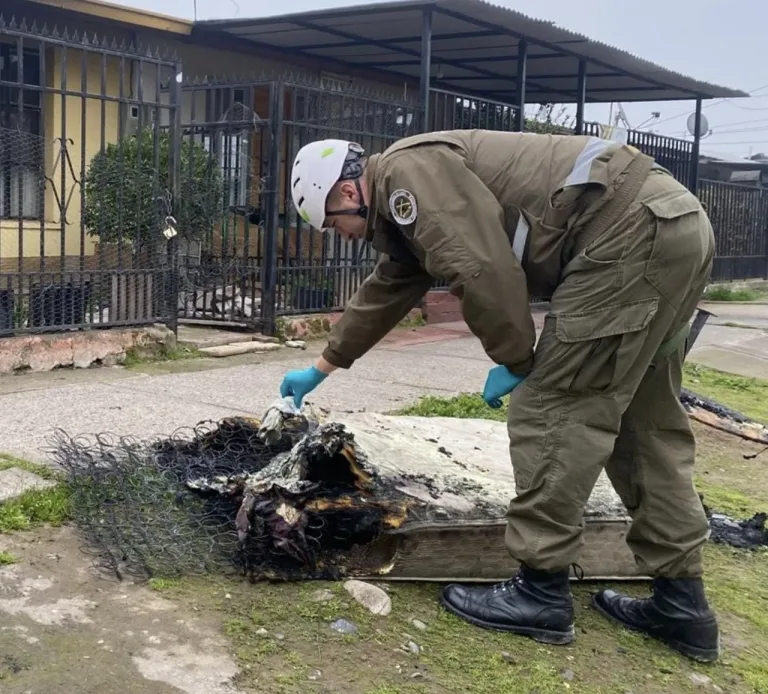 Labocar investiga causas de incendio que destruyó vivienda en Talca