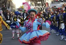 Feriado del 16 de julio por el Día de la Virgen del Carmen: así funcionará el comercio en Chile fiesta-la-tirana-marca-chile