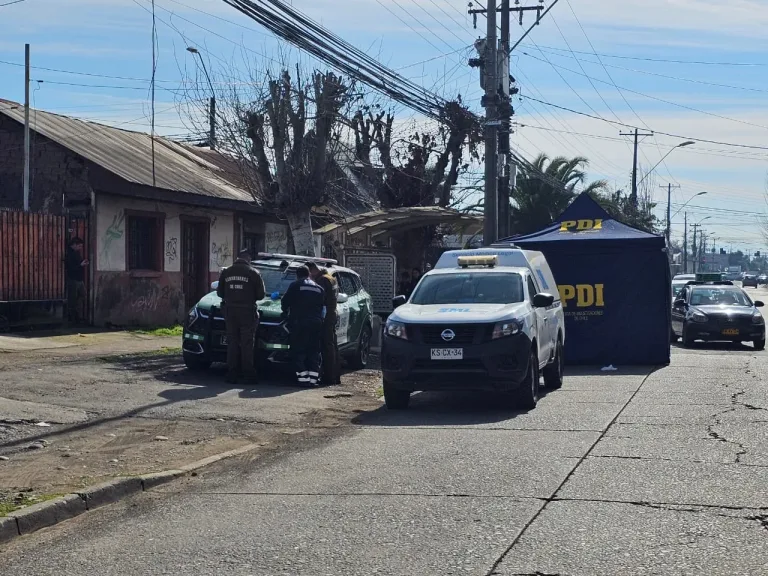 Mujer en situación de calle fallece en la vía pública en Curicó