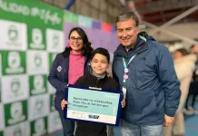 Más de mil estudiantes de Curicó reciben computadores gracias a la Beca TIC 2025 de JUNAEB Más de mil estudiantes de Curicó reciben computadores gracias a la Beca TIC 2025 de JUNAEB