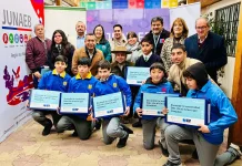 Tecnología para el futuro: 233 estudiantes de Sagrada Familia reciben computadores del programa Becas TIC 2025 Sagrada Familia Beca tic