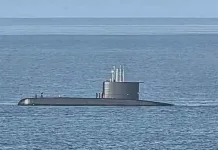 Submarino chileno SS-20 Thomson sorprende con su arribo a Puerto Vallarta Submarino chileno SS-20 Thomson sorprende con su arribo a Puerto Vallarta