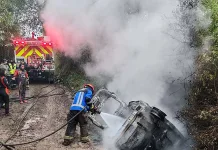 Vehículo líder de la categoría RC4 se incendia durante el RallyMobil de Curicó-1