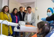 Hualañé se convierte en la primera comuna del Maule en implementar atención odontológica inclusiva para estudiantes autistas y neurodivergentes Hualañé se convierte en la primera comuna del Maule en implementar atención odontológica inclusiva para estudiantes autistas y neurodivergentes