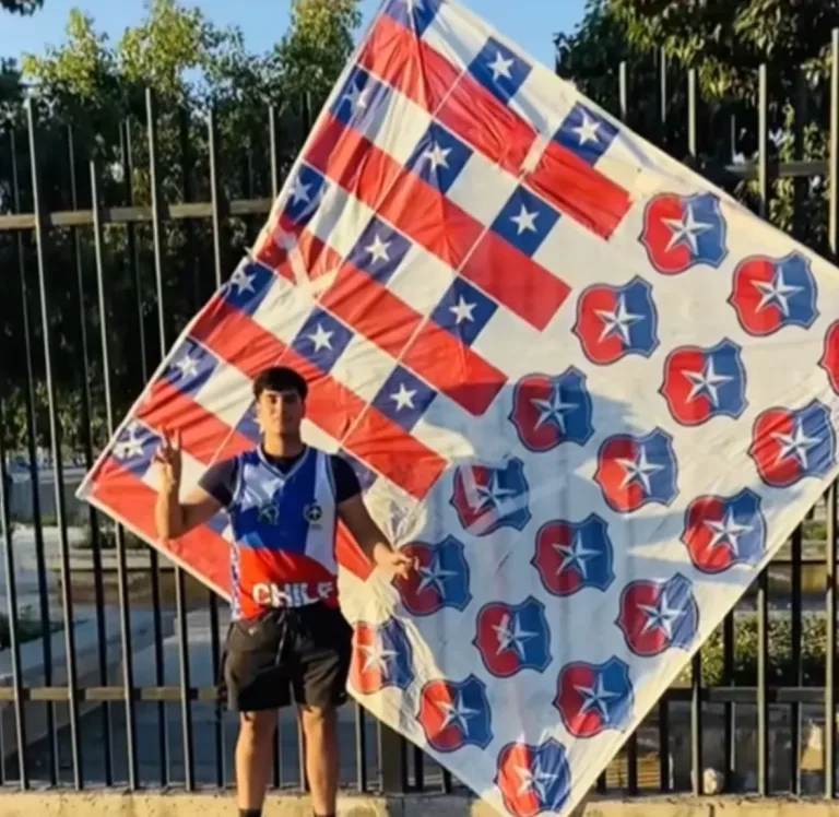 Joven chileno sorprende con volantín gigante armado con 36 tradicionales