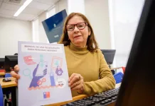 Lanzan en el Maule la Guía de Orientación Gerontológica y Estrategia Nacional de Inclusión Digital para personas mayores