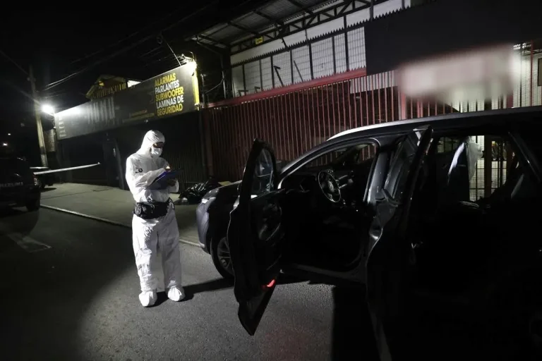 PDI Curicó detuvo a dos personas por robos con intimidación a conductores de aplicaciones móviles