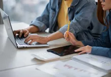 joven-oficina-trabajo