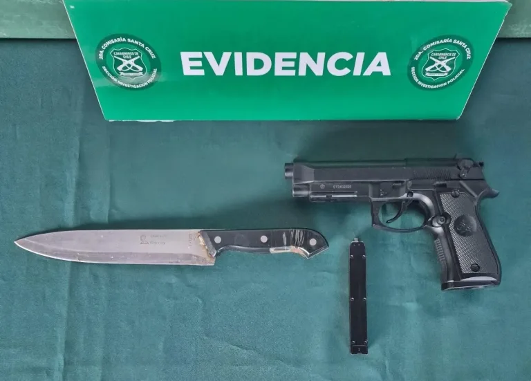 Carabineros detuvo a sujeto por amenazas con arma en Santa Cruz