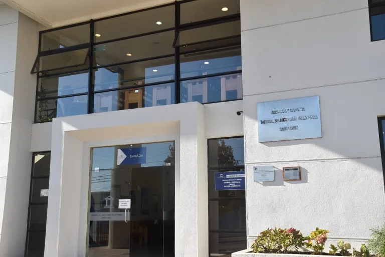 TOP de Santa Cruz condena a 6 años de presidio a autor de tráfico de drogas en plaza de juegos