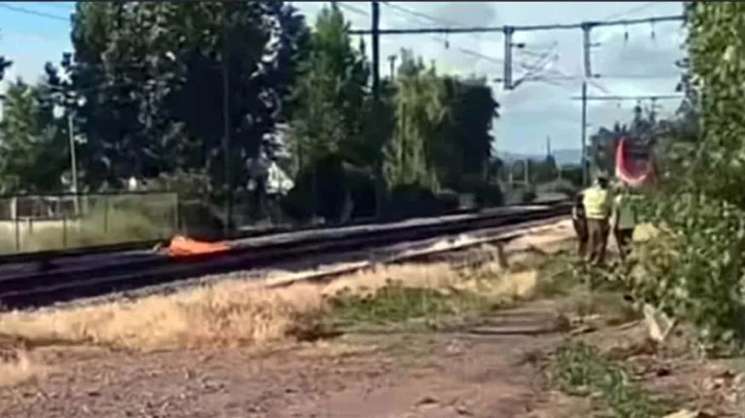 Fiscalía investiga atropello ferroviario que dejó una persona fallecida y otra en riesgo vital en la comuna de Maule-1