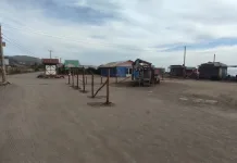 Denuncian cierre de acceso a playa en sector Infiernillo de Vichuquén IMG_1154