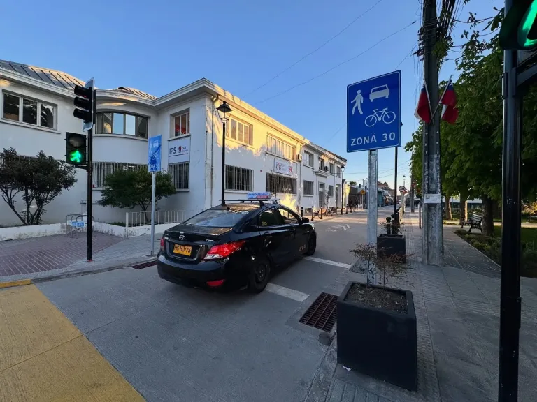 Paseo de Calle Valdivia en San Fernando funcionará de manera semi-peatonal hasta diciembre