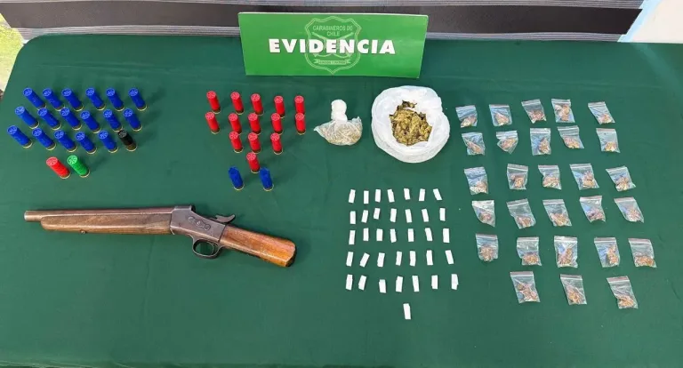 Hombre detenido en Rancagua portaba escopeta y drogas en su domicilio