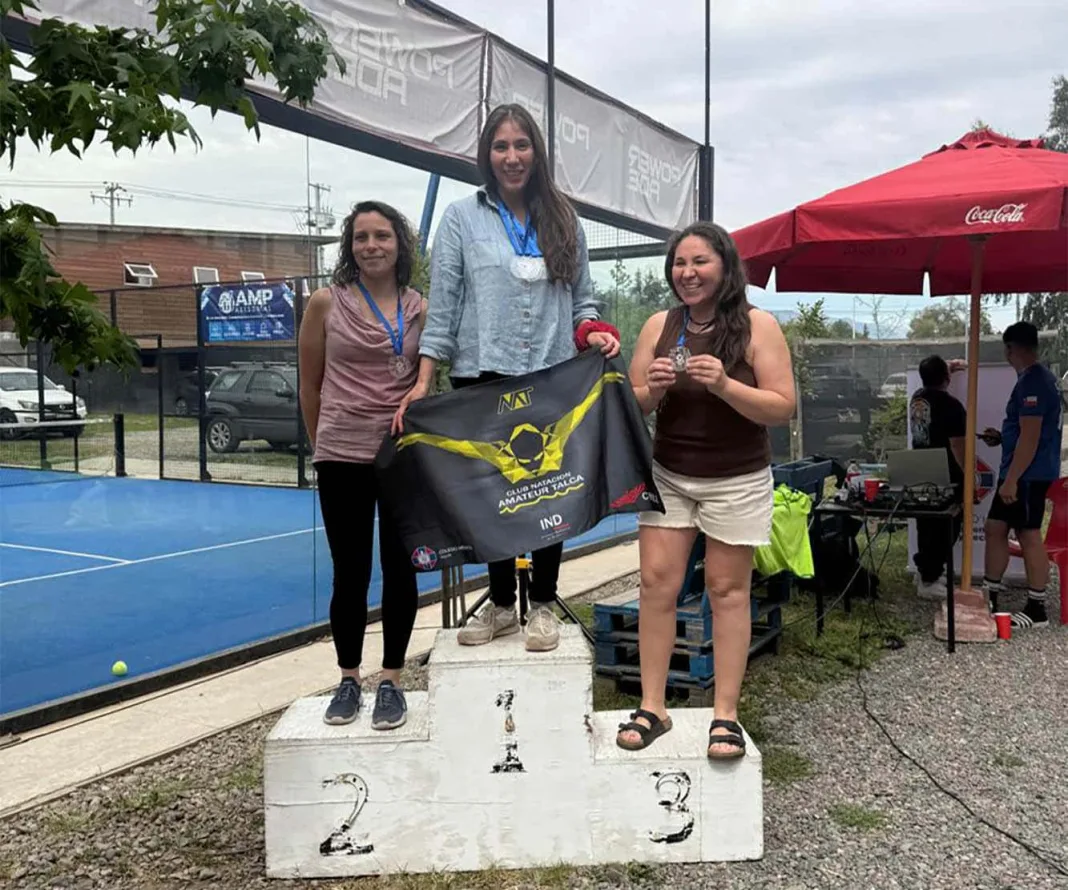 Médicos maulinos destacaron en el primer Campeonato Nacional de Natación de la Medicina-2