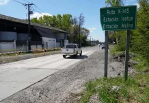 Municipalidad de Molina repara con recursos propios tramo de la Ruta K-145 ante falta de respuesta de Vialidad y Serviu