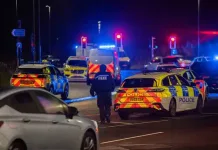 Ataque con arma blanca en tren rumbo a Londres deja 11 heridos Ataque con arma blanca en tren rumbo a Londres deja 11 heridos - Policia Londres