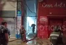 Incendio estructural en el centro de Curicó mantiene amplio operativo de emergencia incedio