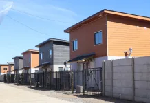 Entregan 397 viviendas del proyecto Parque del Sol a familias de Molina-1