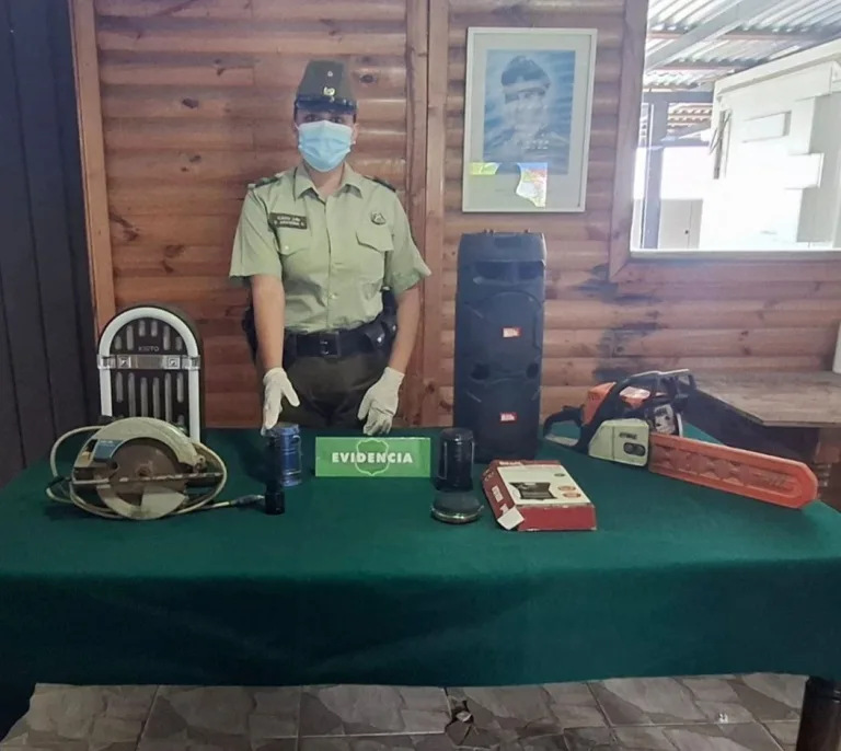 Carabineros detiene a sujeto por robo desde cabaña en el sector costero de Caleta Loanco en Chanco