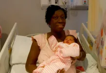 Una niña fue el Primer nacimiento del 2026 registrado en el Hospital de Curicó 90ca6921-2cda-421f-b213-4e039273221e