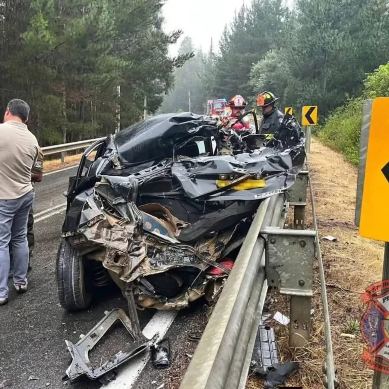 Se salvaron de milagro: impresionante colisión vehicular en la Ruta 90, sector El Arrayán