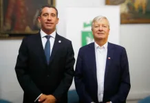 Diputado Benjamín Moreno se reúne con alcalde de Curicó para abordar auditorías y proyectos comunales Diputado Benjamín Moreno se reúne con alcalde de Curicó para abordar auditorías y proyectos comunales