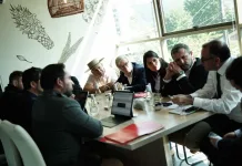 Alcaldes del Maule abordan impacto del SLEP Los Cerezos y advierten preocupaciones por su implementación Alcaldes del Maule abordan impacto del SLEP Los Cerezos y advierten preocupaciones por su implementación
