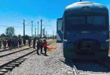 Peatón muere tras ser impactado por tren de pasajeros en Parral