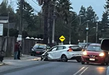 Colisión frontal deja dos personas lesionadas en Ruta J-65 camino a Los Niches Colisión frontal deja tres personas lesionadas en Ruta J-65 camino a Los Niches