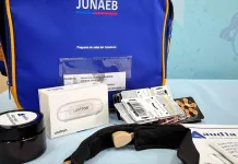 JUNAEB entregó aparatos auditivos para estudiantes