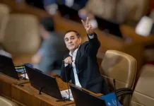 Diputado Javier Muñoz respalda proyecto que moderniza Ley Marco de Bomberos en Chile Javier muñoz-6