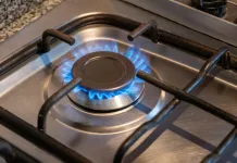 Gobierno afina subsidio al gas licuado: beneficio entregaría cupón de $27 mil para compra de cilindros Gas - cocina - quemador