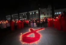 Curicó conmemoró ceremonia Candlelight 2026 en apoyo a personas que viven con VIH IMG_0826