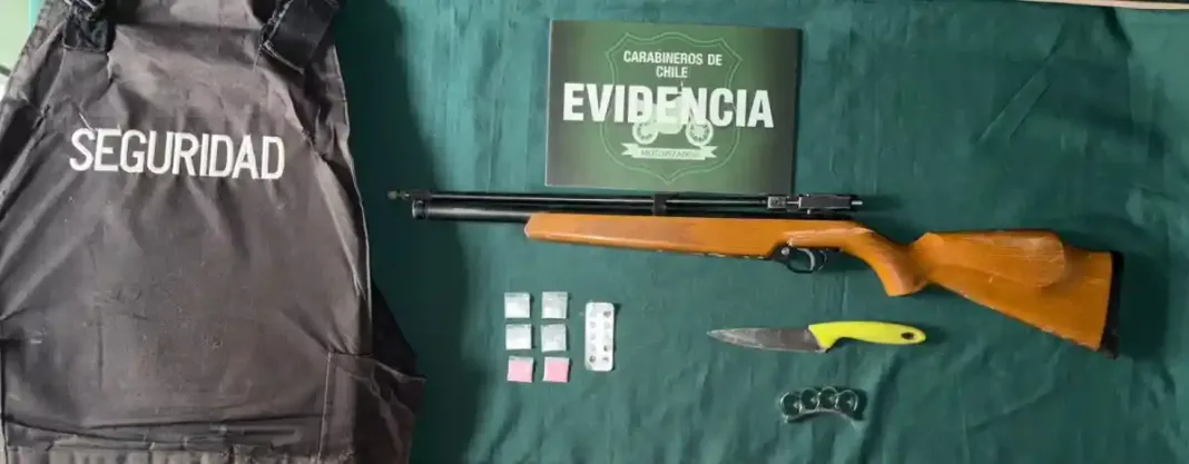 Carabineros Detiene A Dos Sujetos Armados Tras Operativo En Pleno Centro De Rancagua Carabineros Detiene A Dos Sujetos Armados Tras Operativo En Pleno Centro De Rancagua